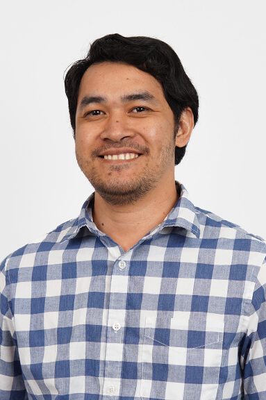 Photo of Cris Velasquez